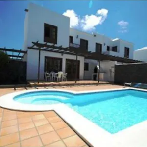 Calima Villa